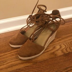 Wedge sandals